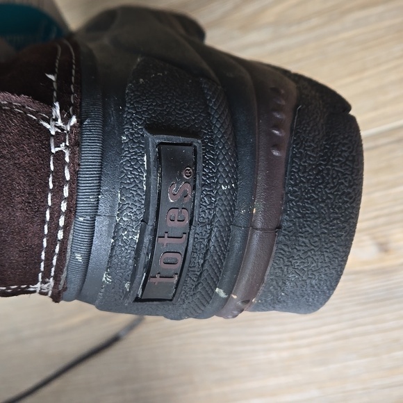 Totes Insulated Waterproof Winter Boots - Picture 7 of 10